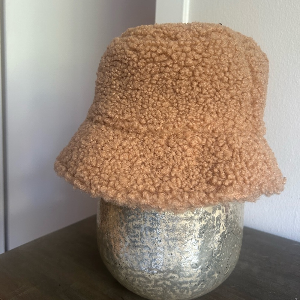 NWT Bershka tan faux wool bucket hat